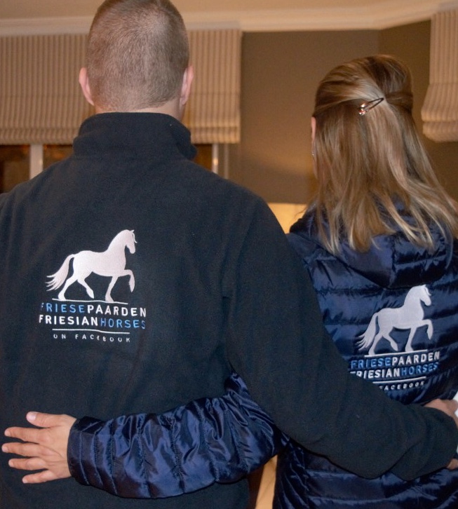 Paardensport, Voorbeeld fleece en damesjack met logo Friese Paarden / Friesian Horses, van ZijHaven3,bordurrstudio Lemmer