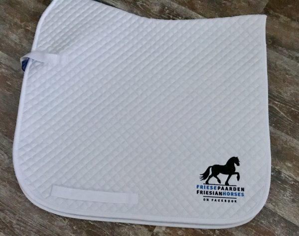 Saddle pad with logo of Fries Paarden / Friesian Horses, by ZijHaven3, borduurstudio Lemmer