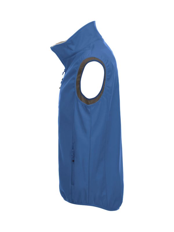 Softshell bodywarmer heren, kobalt blauw, linker zijde, met logo Friese Paarden / Friesian Horses, door ZijHaven3, borduurstudio Lemmer