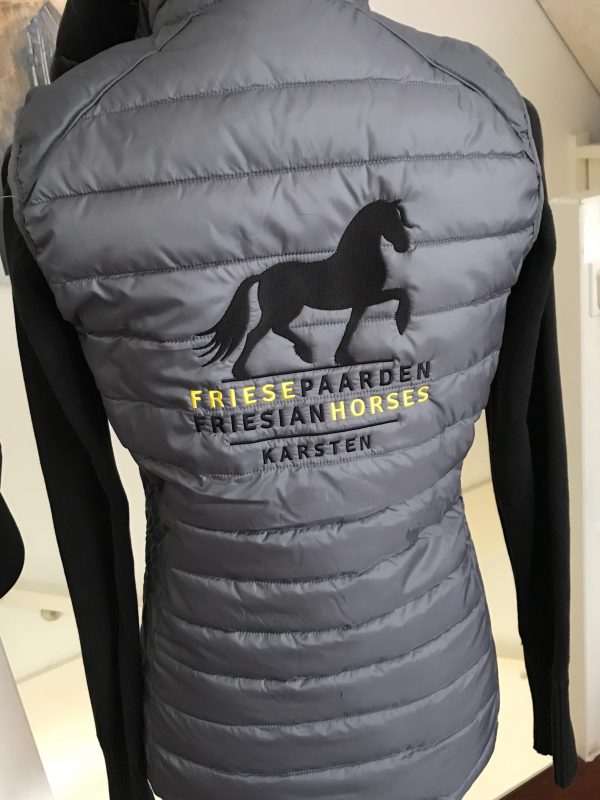 Bodywarmer ladies, grey, with logo Friese Paarden / Friesian Horses by ZijHaven3, borduurstudio Lemmer