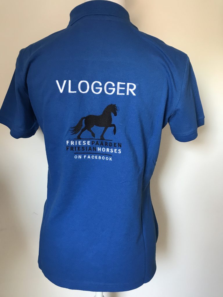 Official Vlogger shirt Facebook group Friese Paarden/ Frisian Horses, by ZijHaven3, borduurstudio Lemmer