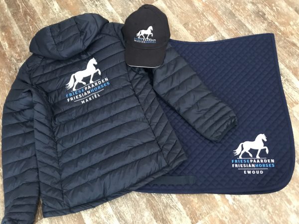 Equestrian sports, personalised quilted jacket, cap and pad with Fries Paarden / Friesian Horses logo, by ZijHaven3, borduurstudio Lemmer